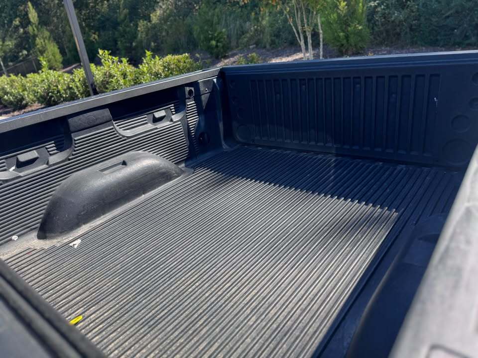 2017 Chevrolet Silverado 5.3 LT, photo 5 of 12