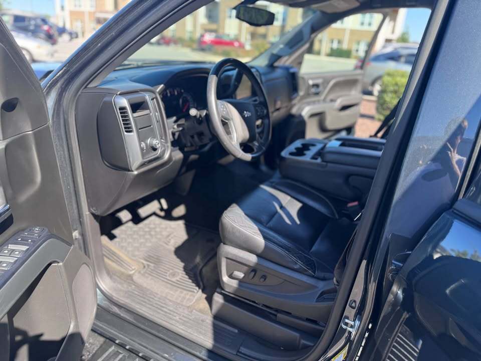 2017 Chevrolet Silverado 5.3 LT, photo 9 of 12