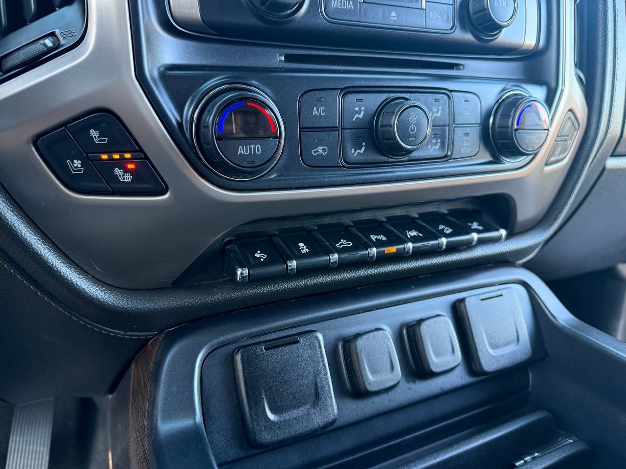 2018 GMC Sierra 1500 Denali, photo 5 of 17