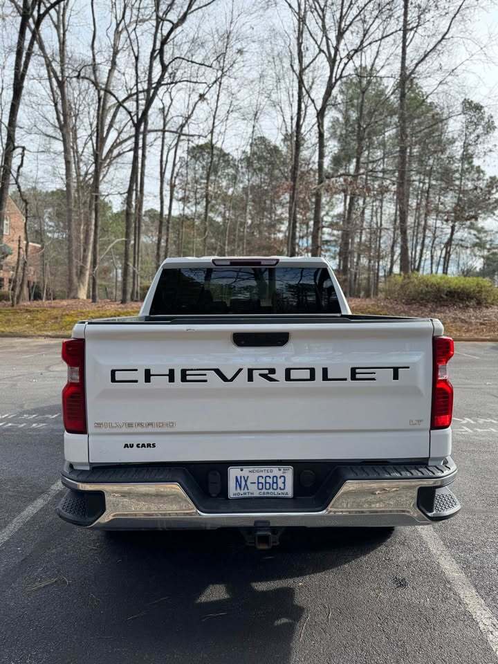 2019 Chevrolet silverado 1500 crew cab LT, photo 3 of 12