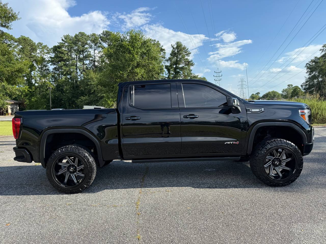 2021 GMC Sierra 1500 AT4 4WD — Duramax Diesel, photo 4 of 16