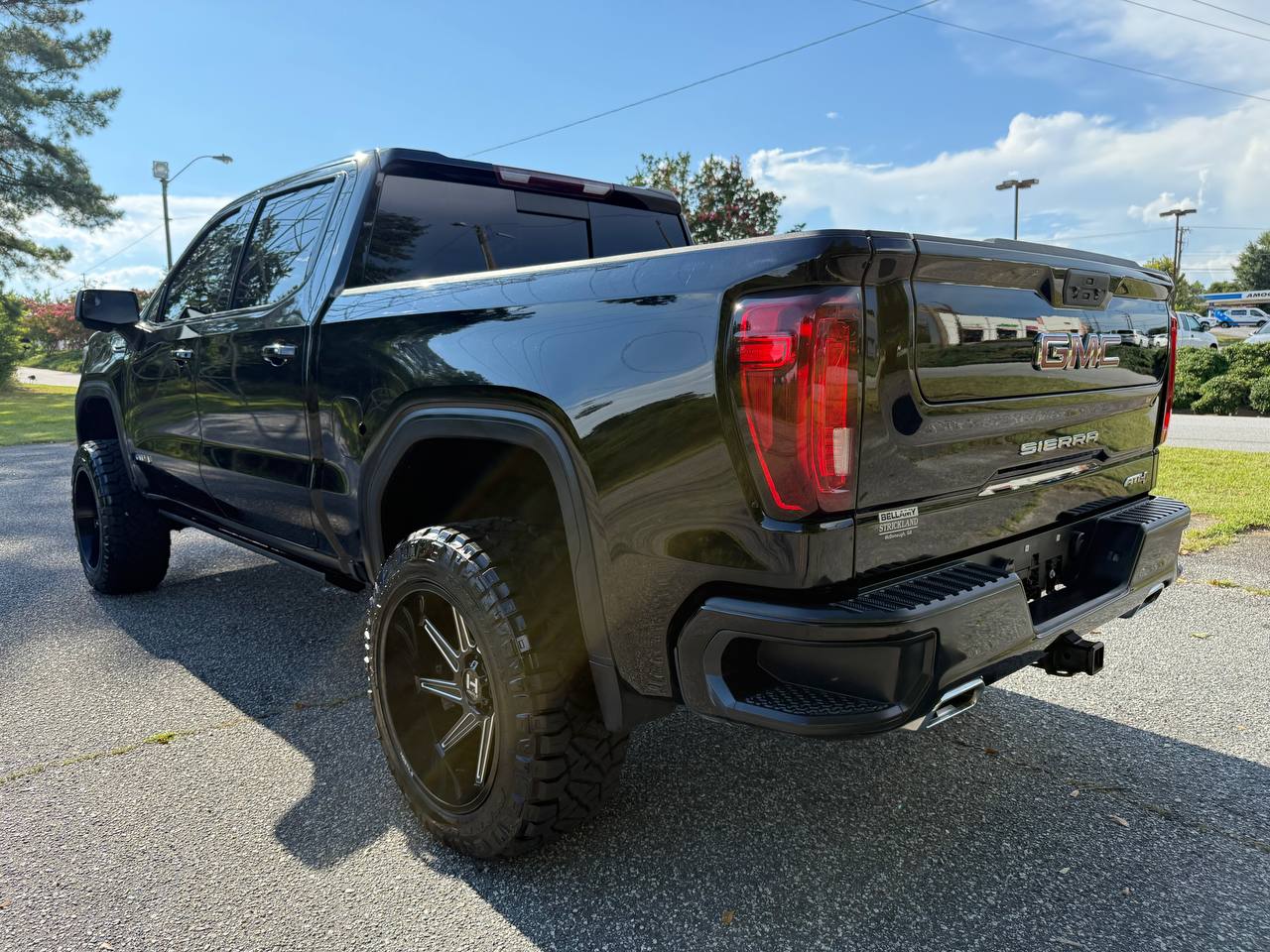 2021 GMC Sierra 1500 AT4 4WD — Duramax Diesel, photo 7 of 16