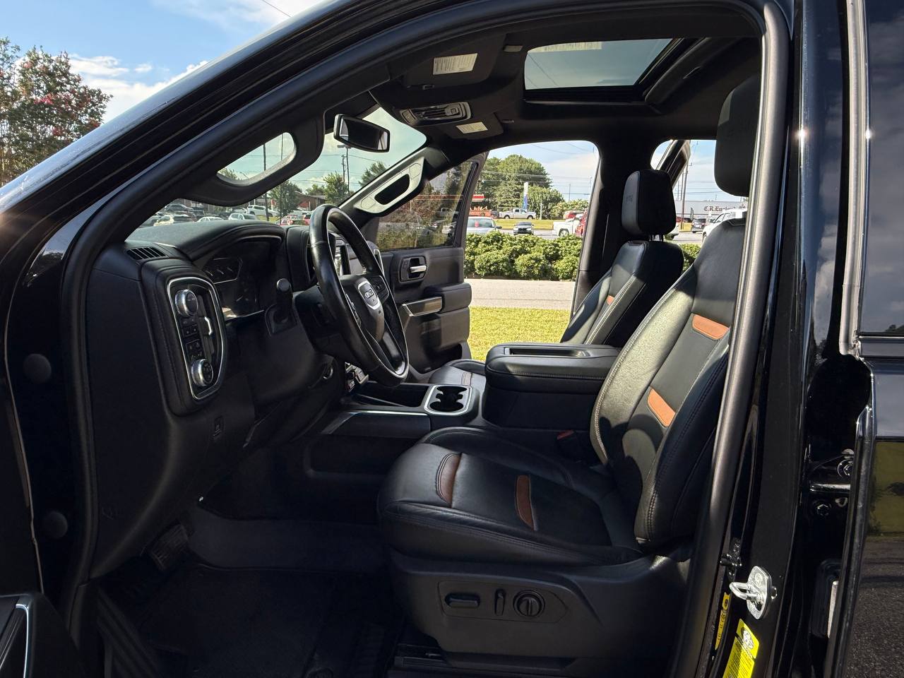 2021 GMC Sierra 1500 AT4 4WD — Duramax Diesel, photo 11 of 16