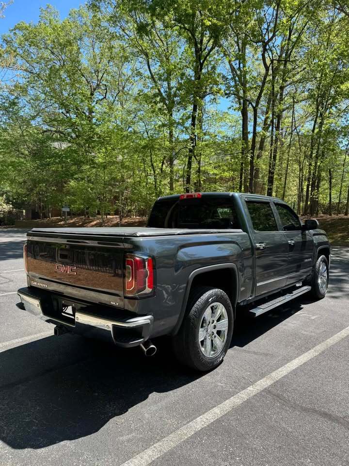 2018 GMC Sierra 1500 Crew Cab SLT, photo 3 of 10