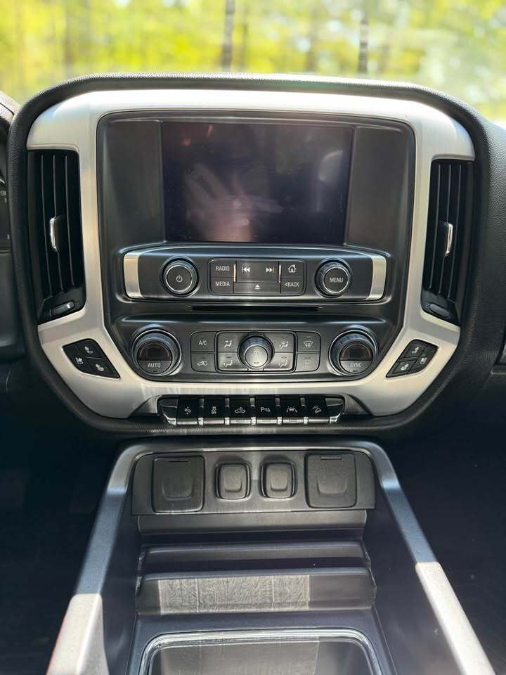 2018 GMC Sierra 1500 Crew Cab SLT, photo 5 of 10