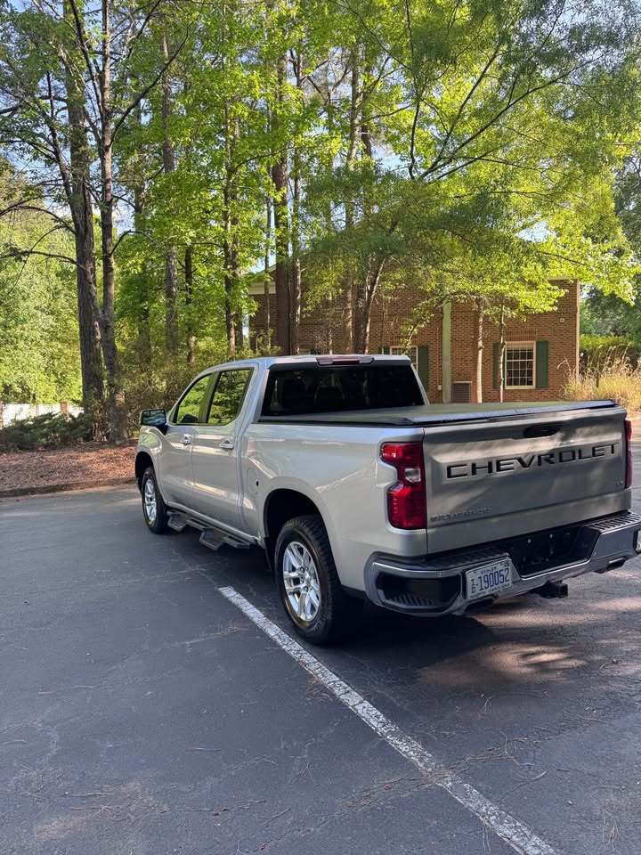 2019 Chevrolet Silverado 1500 LT, photo 5 of 19