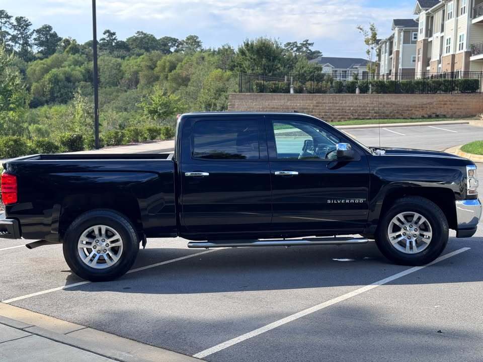 2017 Chevrolet silverado1500 lt, photo 3 of 14