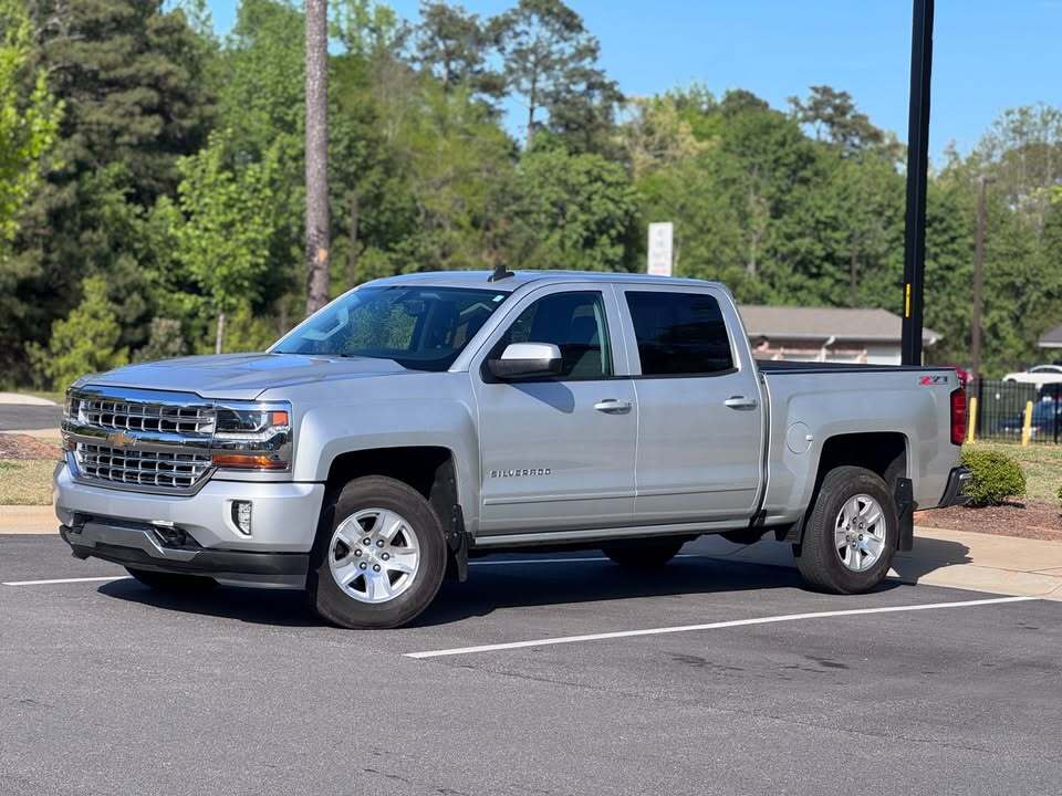 2016 Chevrolet Silverado 5.3 LT Z71, photo 4 of 14
