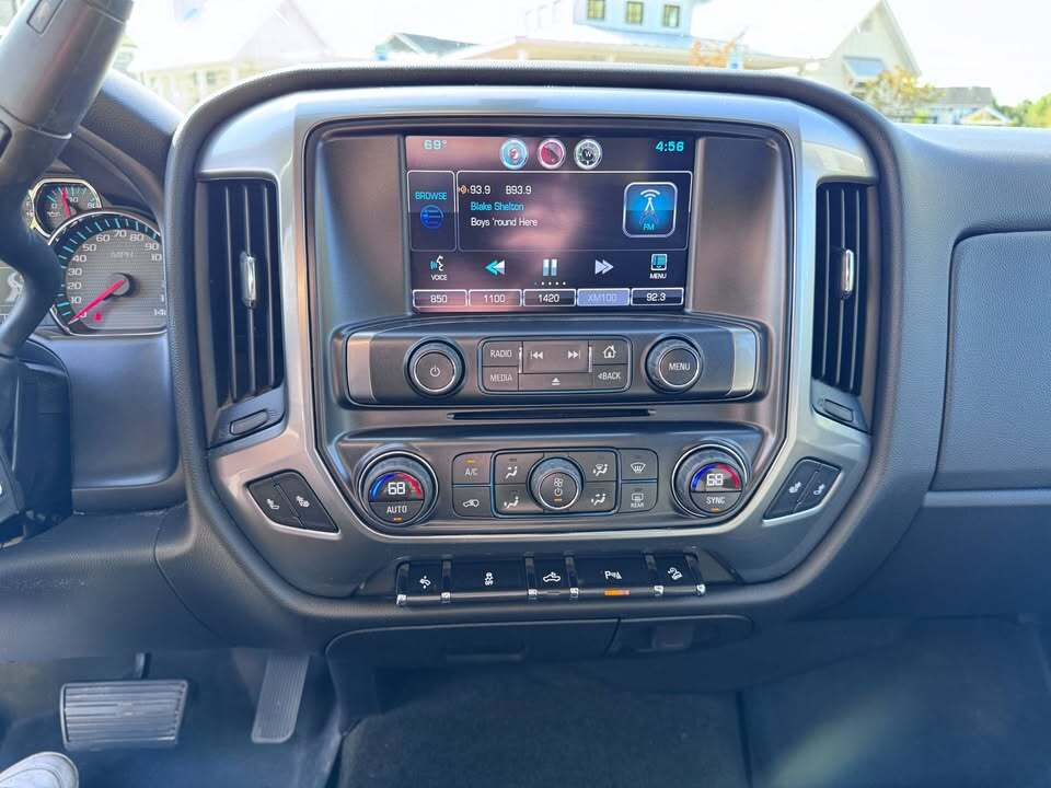 2016 Chevrolet Silverado 5.3 LT Z71, photo 5 of 14