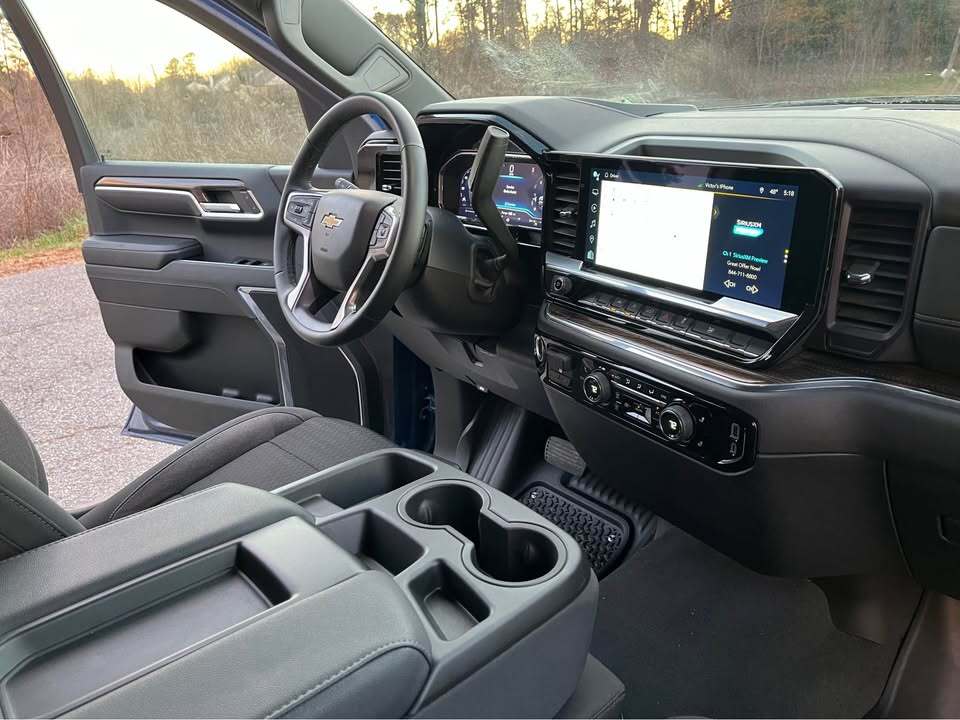 2024 Chevrolet silverado 1500 LT, photo 6 of 11