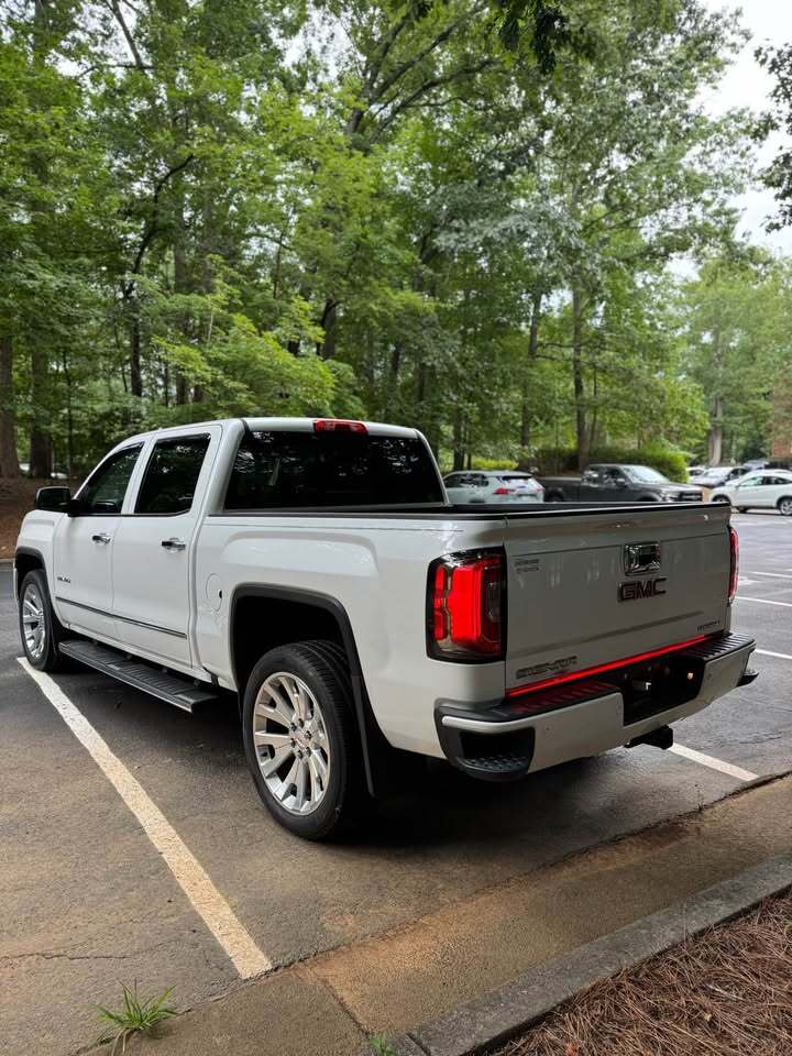 2018 GMC Sierra 1500 Denali 4WD, photo 7 of 19