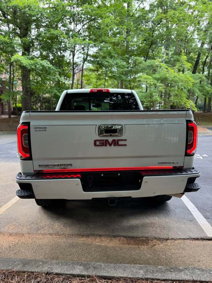 2018 GMC Sierra 1500 Denali 4WD, photo 13 of 19