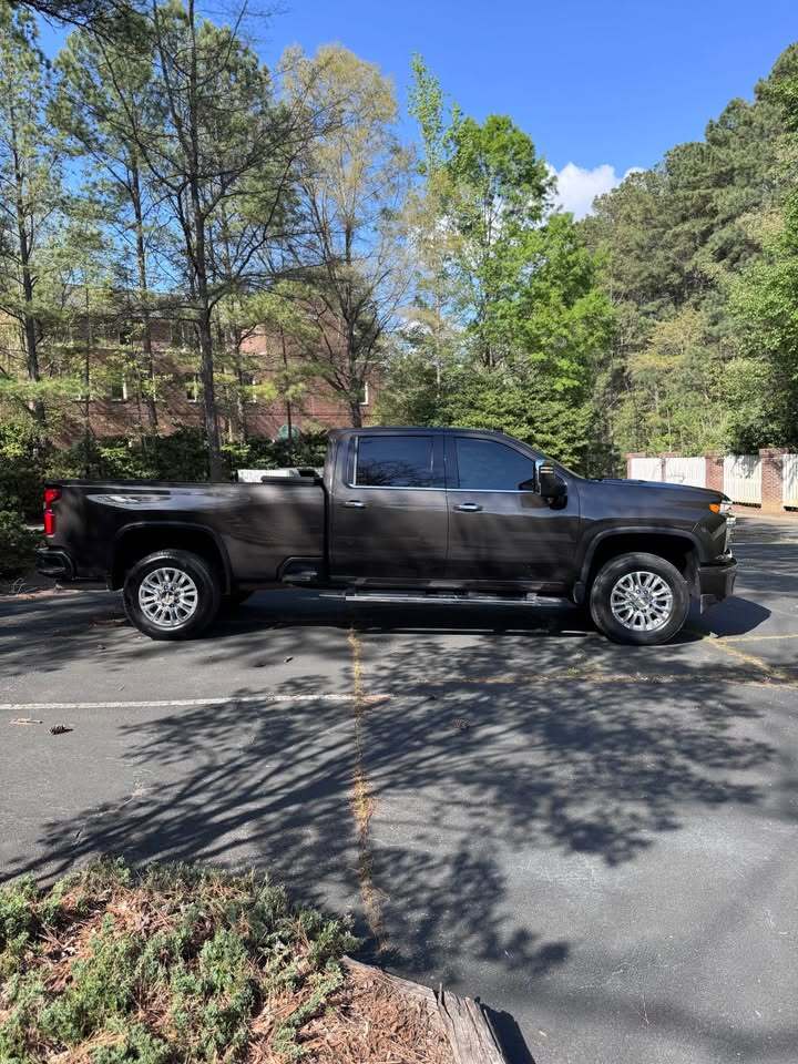 Chevrolet Silverado 3500HD High Country, photo 9 of 20
