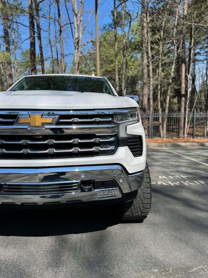 2022 Chevrolet silverado 1500 crew cab LTZ, photo 5 of 12
