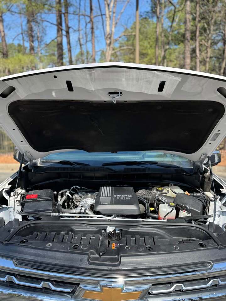2022 Chevrolet silverado 1500 crew cab LTZ, photo 6 of 12