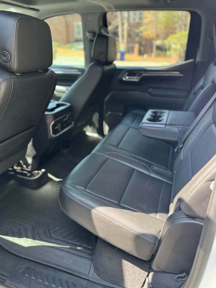 2022 Chevrolet silverado 1500 crew cab LTZ, photo 7 of 12