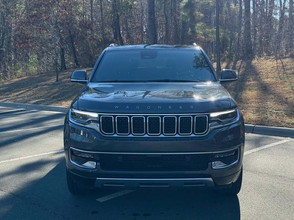 2022 Jeep wagoneer III, photo 2 of 14