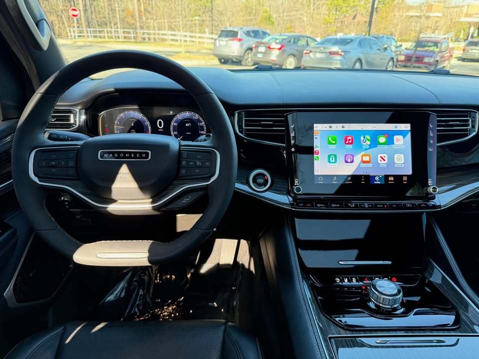 2022 Jeep wagoneer III, photo 5 of 14