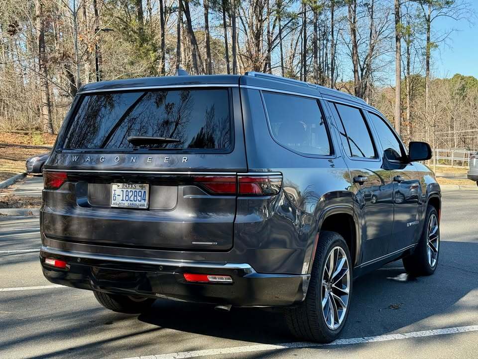 2022 Jeep wagoneer III, photo 11 of 14