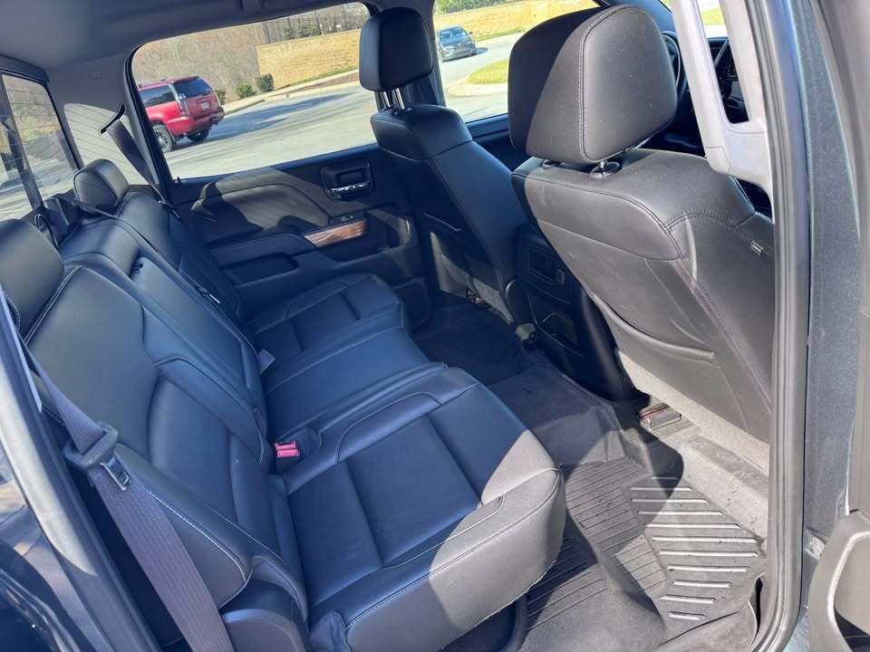 2017 Chevrolet Silverado 5.3 LTZ, photo 4 of 13