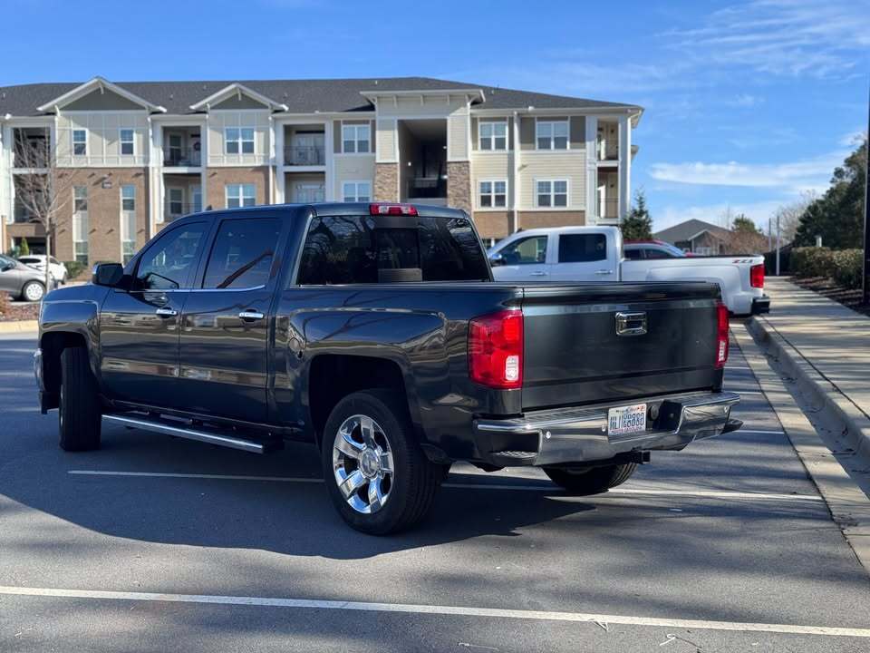2017 Chevrolet Silverado 5.3 LTZ, photo 12 of 13