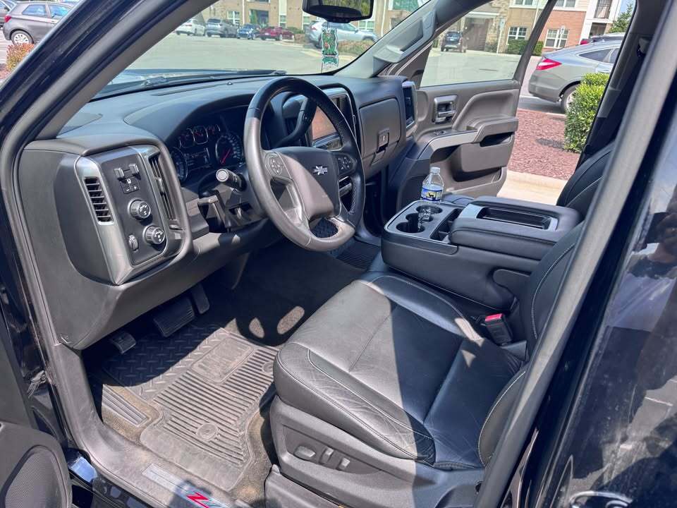2018 Chevrolet silverado 1500 LT, photo 3 of 16