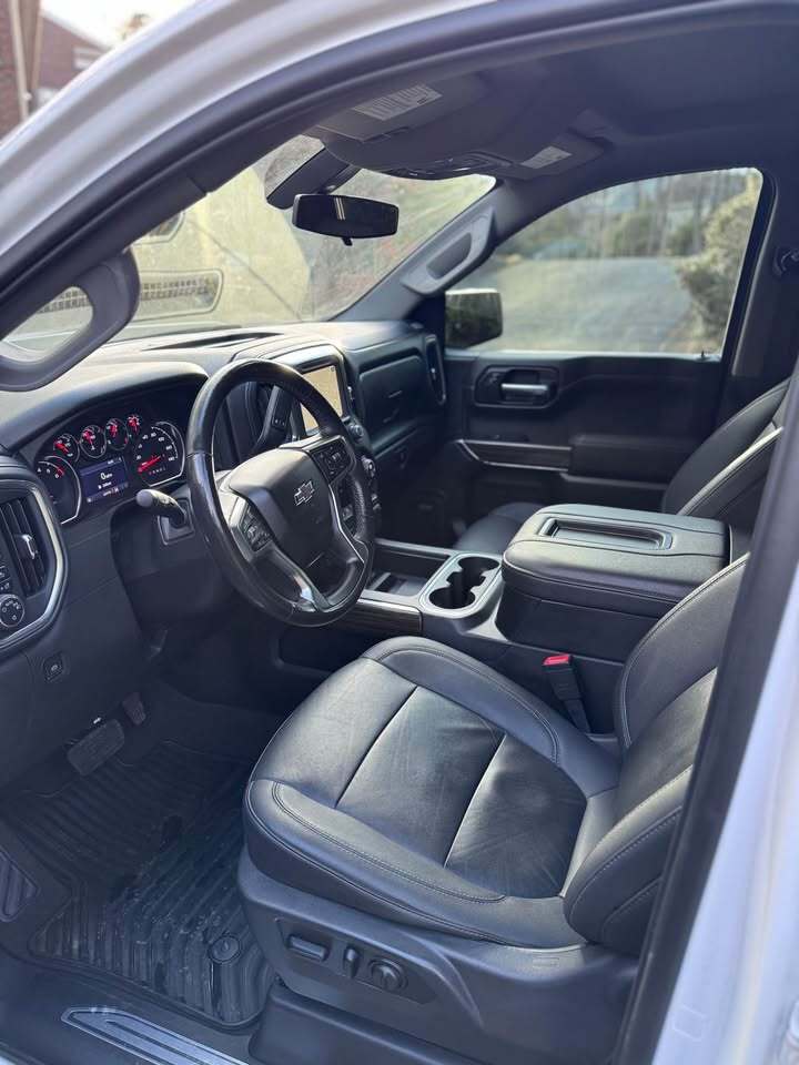 2021 Chevrolet silverado 1500 crew cab LT Trail Boss, photo 10 of 17
