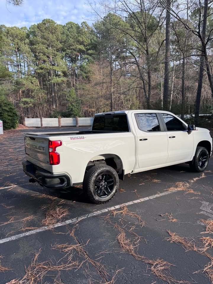 2021 Chevrolet silverado 1500 crew cab LT Trail Boss, photo 11 of 17