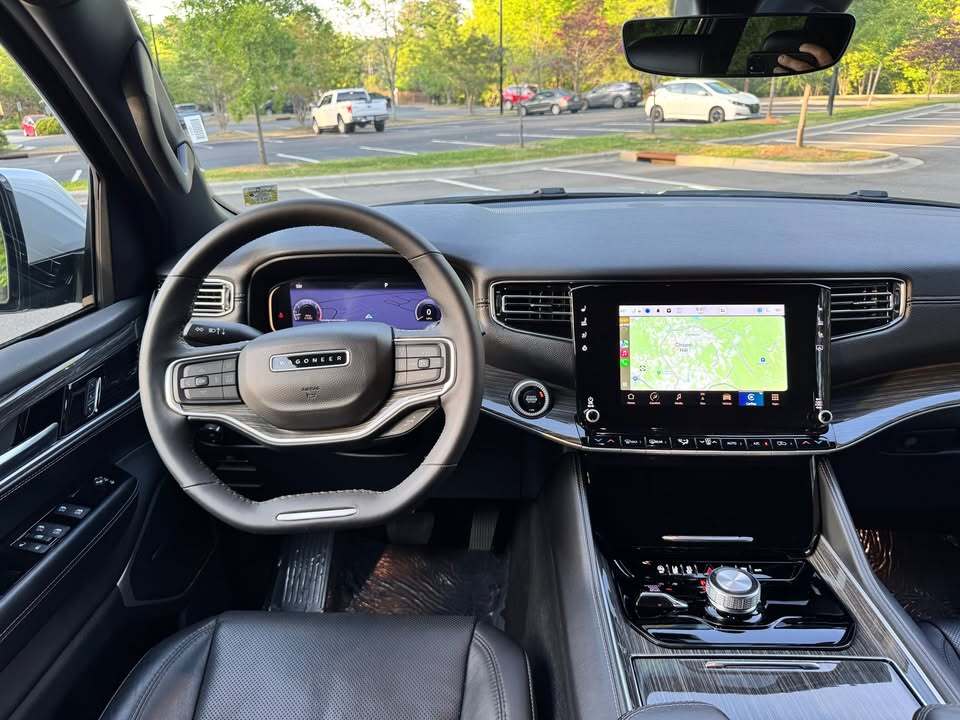 2022 Jeep wagoneer II, photo 6 of 12