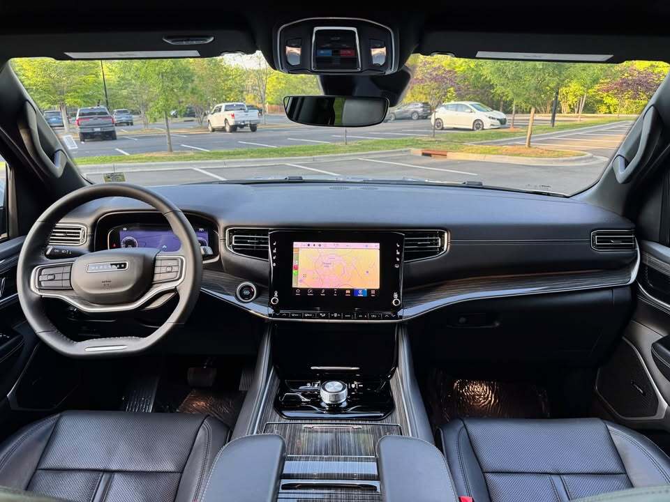 2022 Jeep wagoneer II, photo 7 of 12