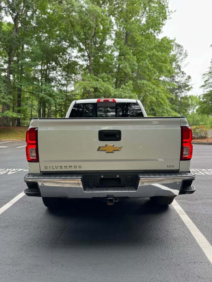 2018 Chevrolet silverado 1500 crew cab LTZ, photo 11 of 14
