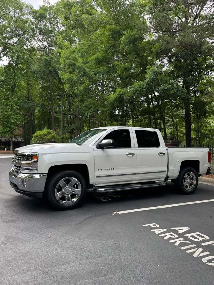 2018 Chevrolet silverado 1500 crew cab LTZ, photo 13 of 14