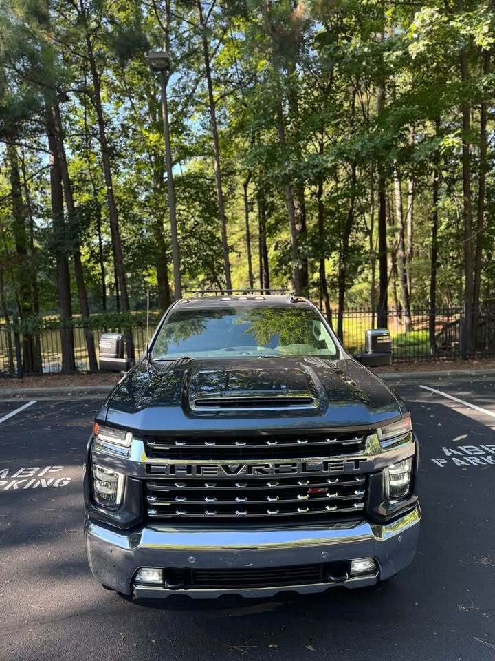 2020 Chevrolet Silverado 3500 LTZ 4×4 Crew Cab, photo 2 of 18