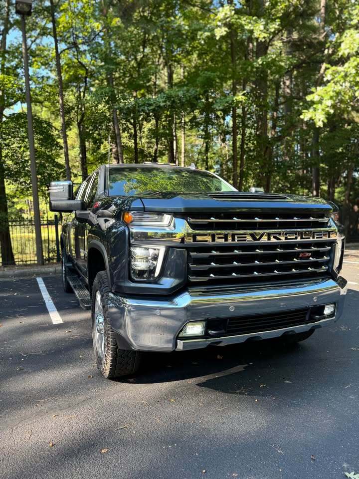2020 Chevrolet Silverado 3500 LTZ 4×4 Crew Cab, photo 5 of 18