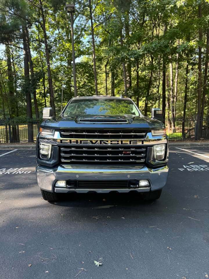 2020 Chevrolet Silverado 3500 LTZ 4×4 Crew Cab, photo 16 of 18