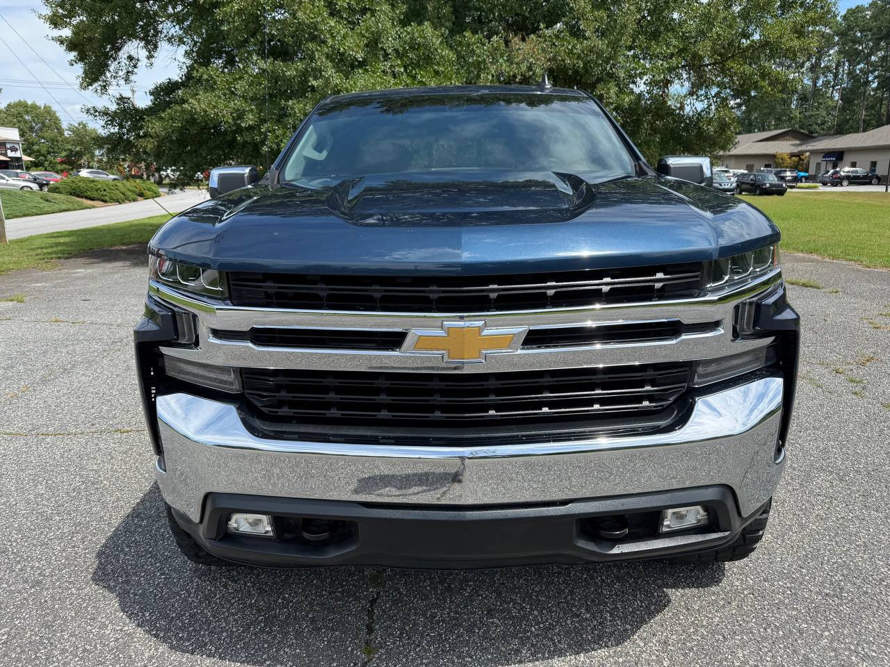 2019 Chevrolet Silverado 1500 LT Z71 4WD, photo 2 of 16