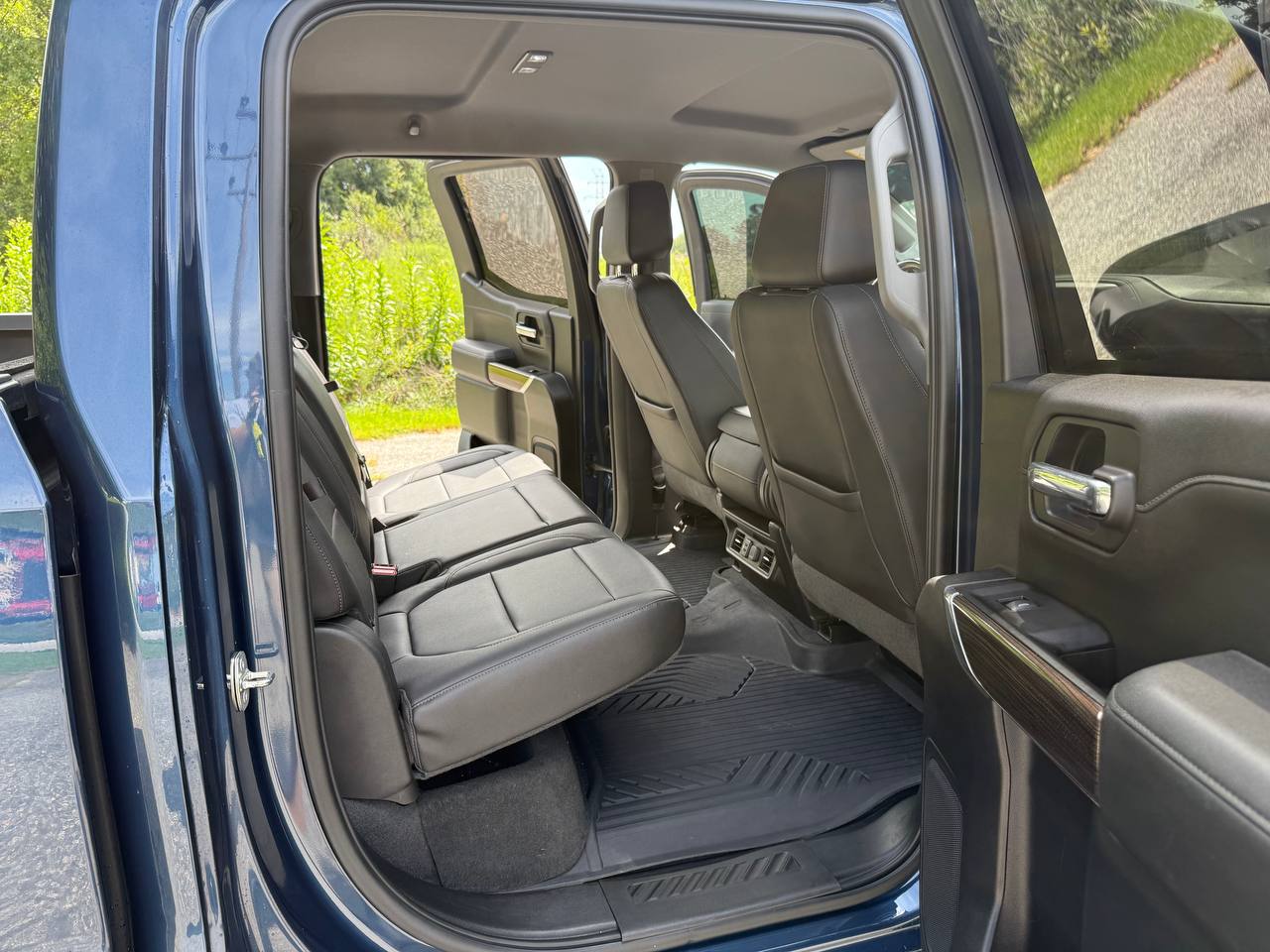 2019 Chevrolet Silverado 1500 LT Z71 4WD, photo 14 of 16