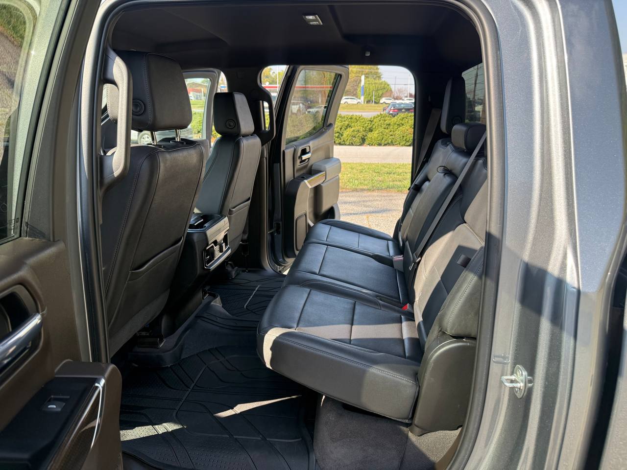 2022 Chevrolet Silverado LTD RST Z71, photo 11 of 19