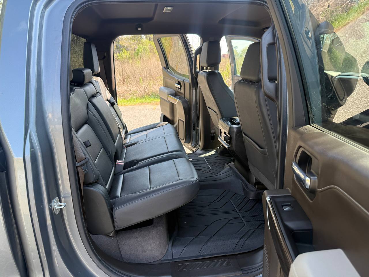 2022 Chevrolet Silverado LTD RST Z71, photo 12 of 19