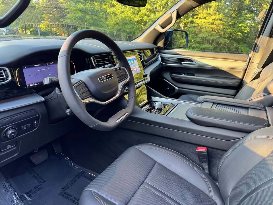 2024 Jeep wagoneer series II, photo 3 of 14