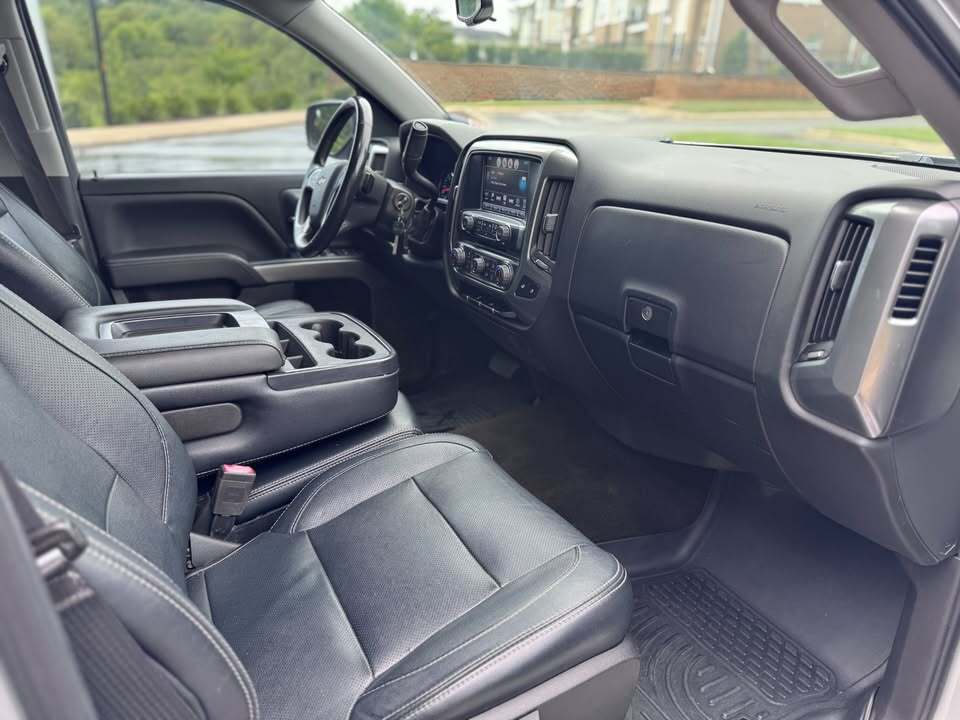 2018 Chevrolet silverado 1500 LT, photo 3 of 14