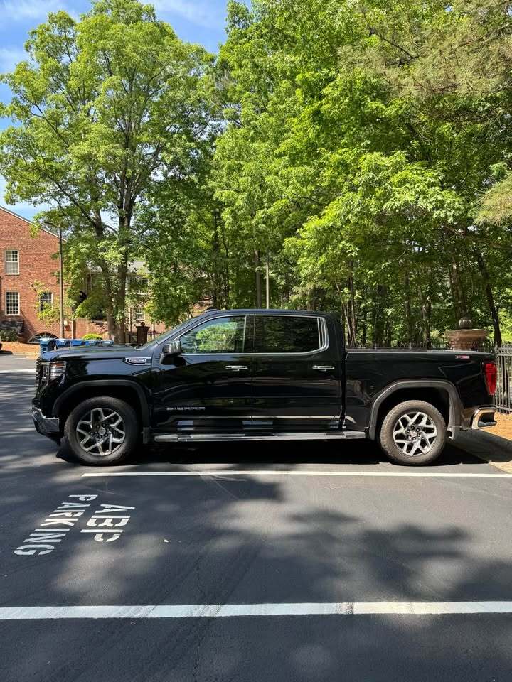 2022 GMC sierra 1500 crew cab SLT, photo 6 of 14