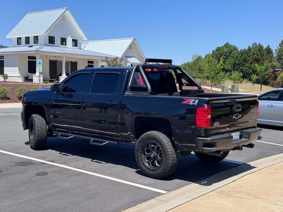 2016 Chevrolet Silverado 1500 LT, photo 4 of 15