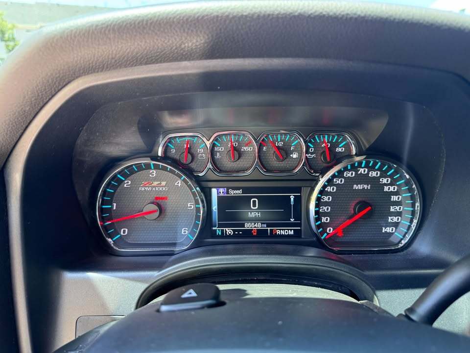 2016 Chevrolet Silverado 1500 LT, photo 9 of 15