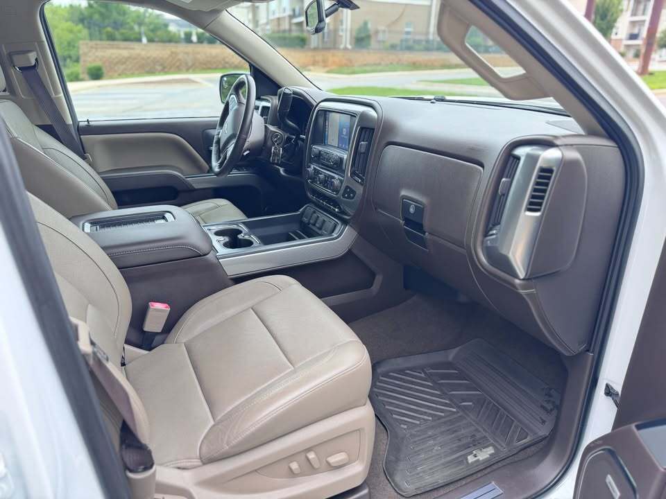 2017 Chevrolet silverado 1500 LTZ, photo 7 of 13