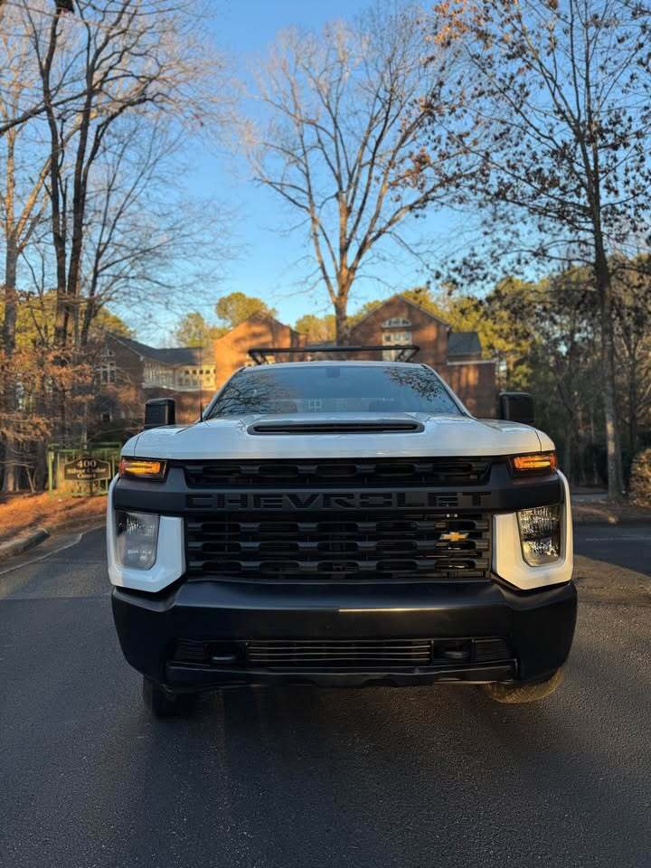 2022 Chevrolet silverado 2500 WT, photo 2 of 10