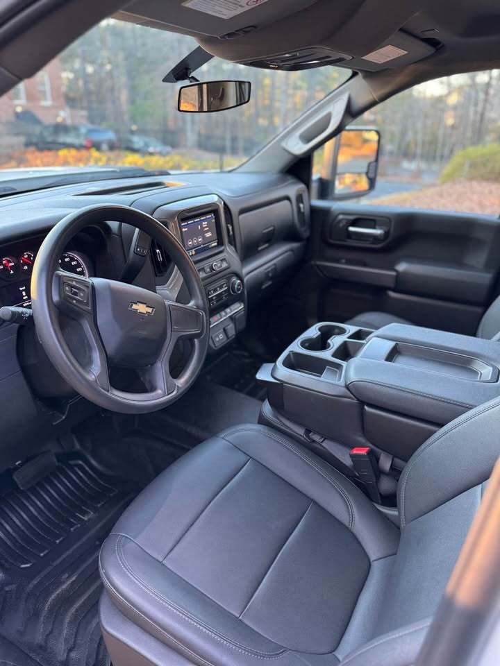 2022 Chevrolet silverado 2500 WT, photo 6 of 10