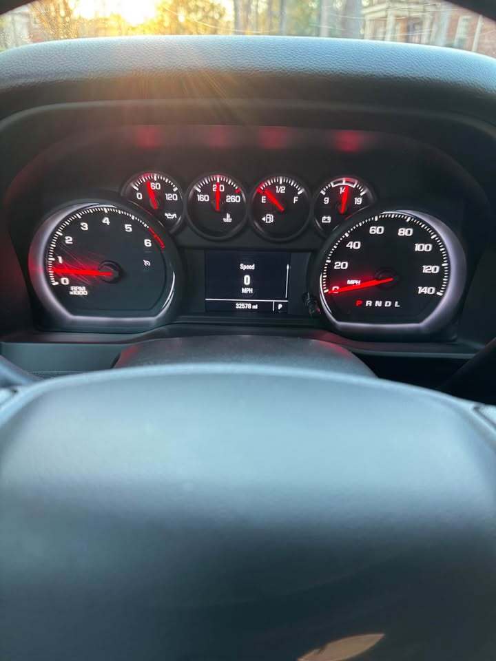 2022 Chevrolet silverado 2500 WT, photo 8 of 10